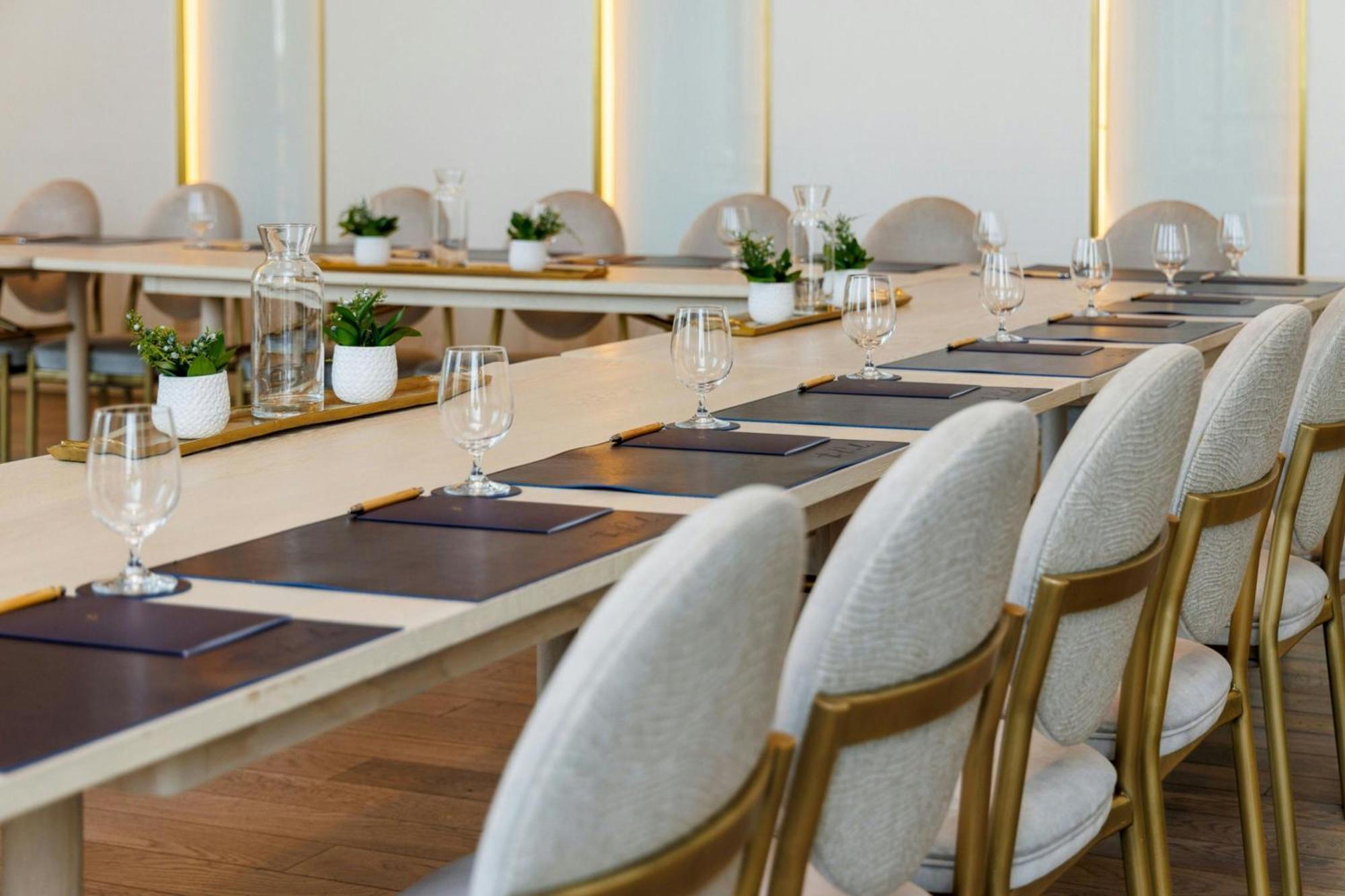 The Pearle Hotel & Spa, Autograph Collection Burlington Exteriör bild